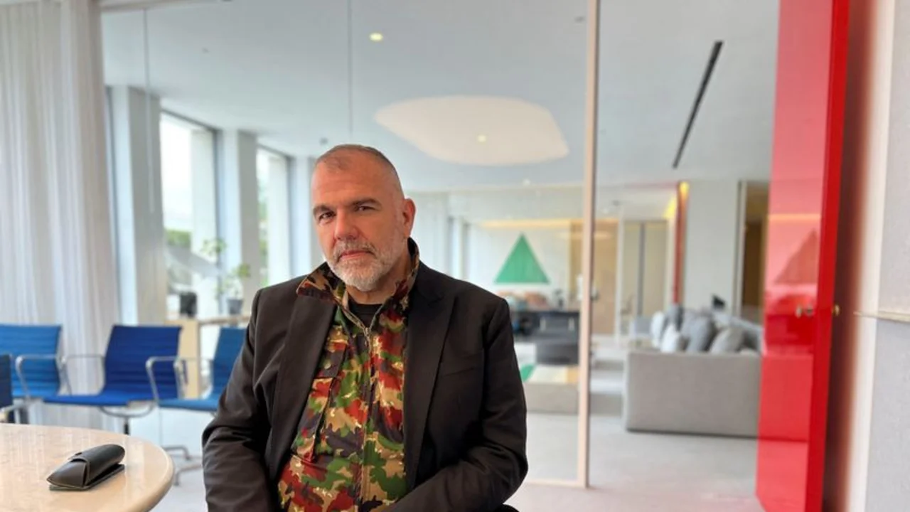 Roberto Cavalli lanza en Londres una "disruptiva" colección cápsula