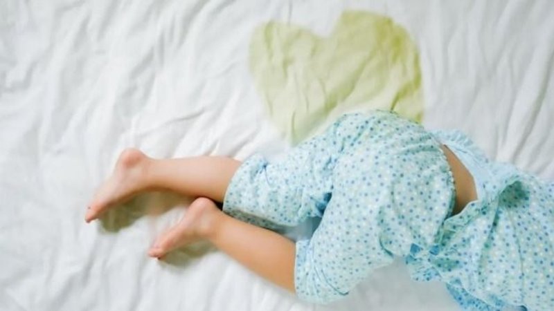 "Cama mojada" o incontinencia: A partir de qué edad empieza a ser una preocupación