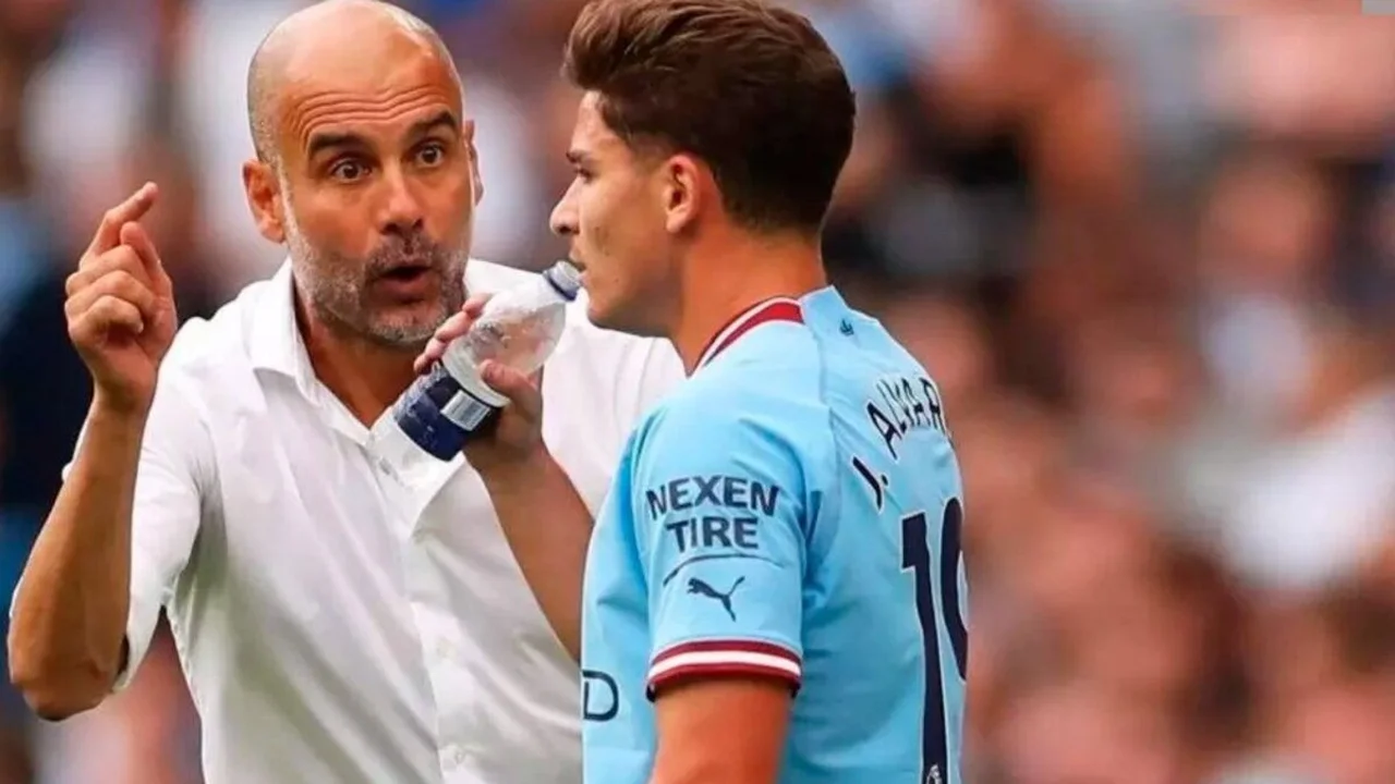 Pep Guardiola, Julián Álvarez, Manchester City, deportes