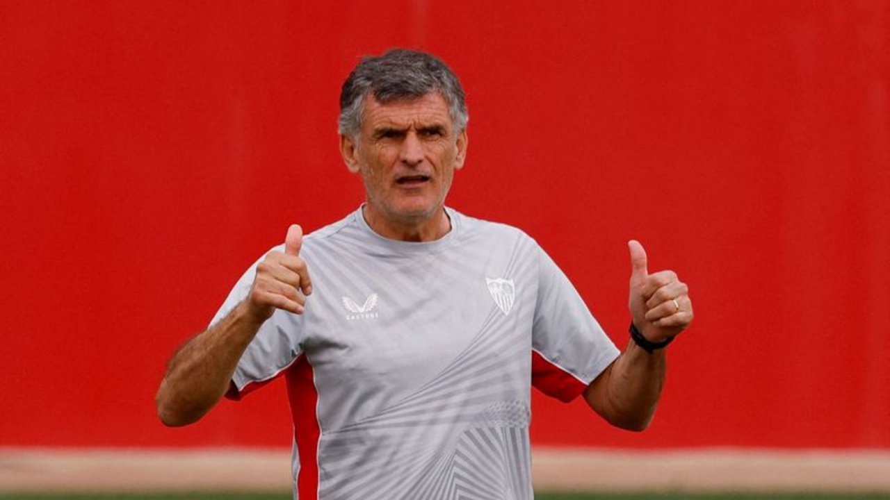 Mendilibar renueva como entrenador del Sevilla hasta 2024