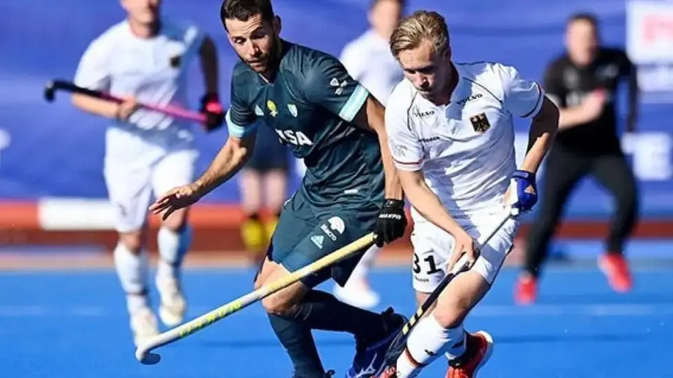 Los leones hockey sobre cesped