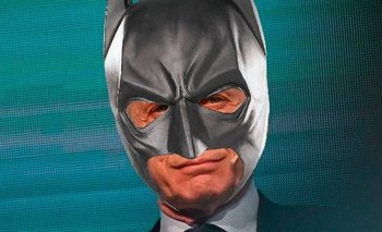 Mauricio Macri admitió que es Batman: "Salgo a combatir el crimen" | Mauricio macri 