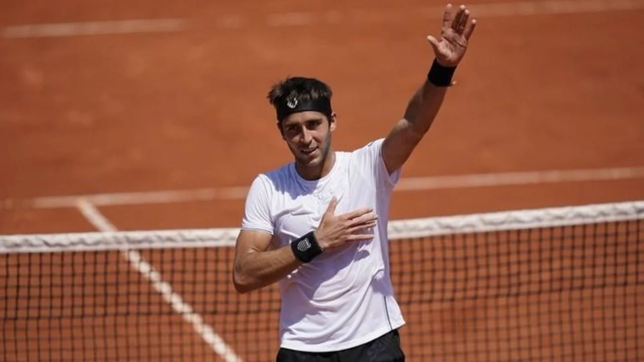 Roland Garros, Tomás Etcheverry, Tenis. 