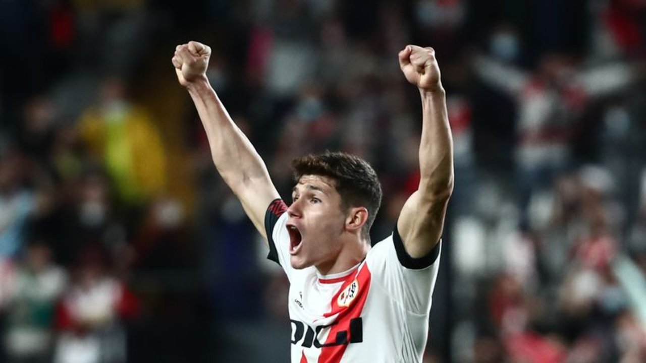 El Real Madrid ficha al defensa del Rayo Vallecano Fran García