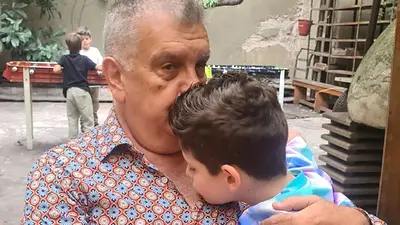Luis Ventura y su hijo antoñito Luis Ventura y su hijo antoñito