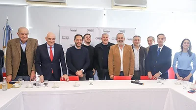 Elecciones 2023: Juntos por el Cambio mantiene el nombre y oficializó el ingreso de Espert y Stolbizer Elecciones 2023: Juntos por el Cambio mantiene el nombre y oficializó el ingreso de Espert y Stolbizer