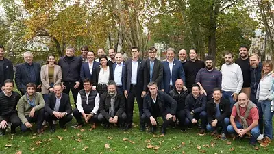 Intendentes de PBA plantan posición en la interna: lista de unidad o irán con el candidato de CFK Intendentes de PBA plantan posición en la interna: lista de unidad o irán con el candidato de CFK