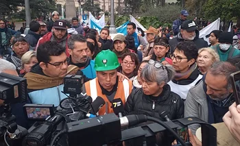 El reclamo por la represión en Jujuy llegó al Congreso de Francia | Represión en jujuy