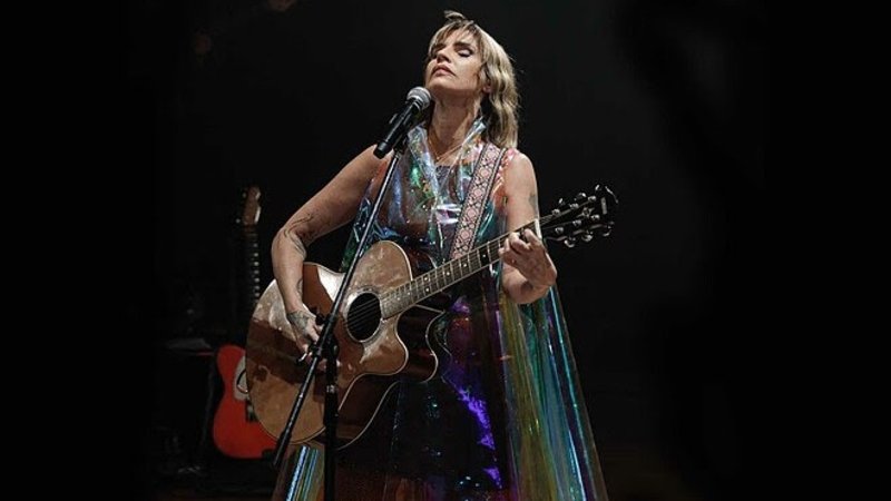 Fabiana Cantilo agregó una nueva fecha en el Teatro Gran Rex.