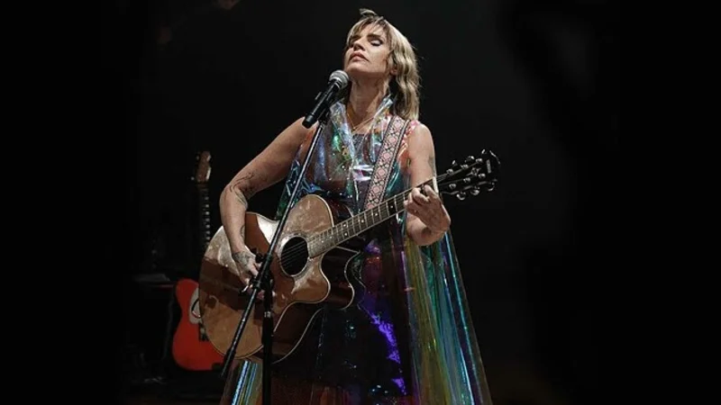 Fabiana Cantilo agregó una nueva fecha en el Teatro Gran Rex.