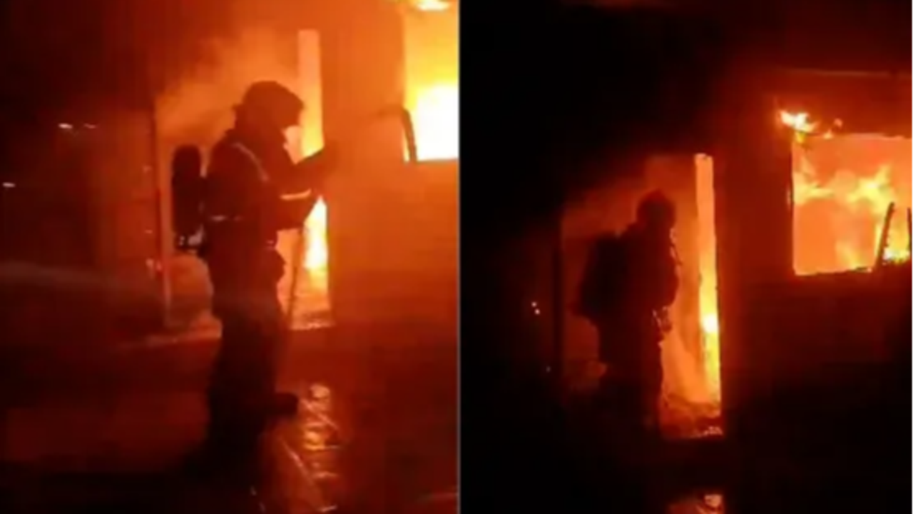 Una casa se incendió durante la madrugada en el barrio porteño de Parque Avellaneda. 