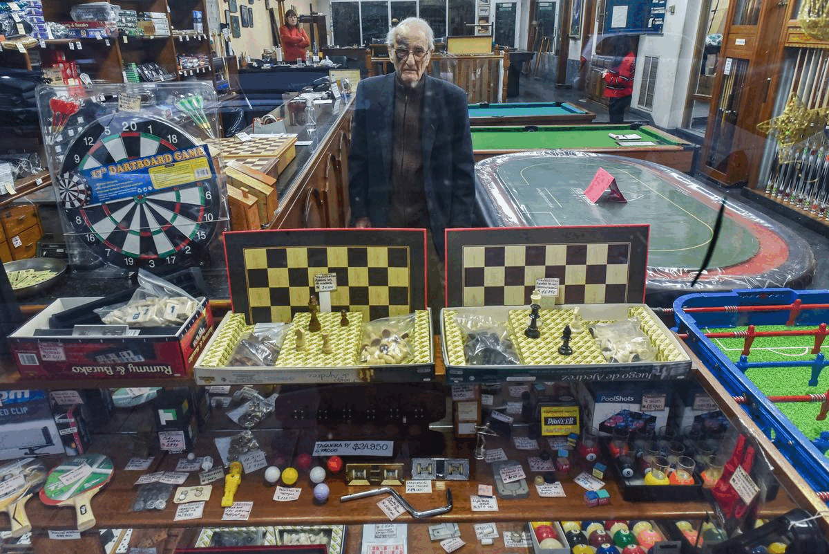 Billares Barrientos: la historia del tradicional negocio que vende mesas de pool y de billar desde 1930