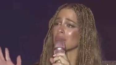 El calvario de Tini Stoessel en Barcelona: "No me podía levantar"