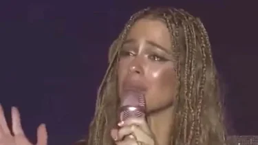 El calvario de Tini Stoessel en Barcelona: "No me podía levantar"