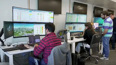 La geonavegación del centro de monitoreo de YPF en Vaca Muerta, uno de los pilares de la apuesta al GNL La geonavegación del centro de monitoreo de YPF en Vaca Muerta, uno de los pilares de la apuesta al GNL