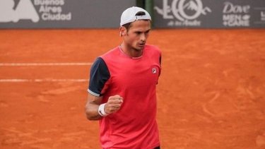 Wimbledon: tres victorias argentinas en la clasificación