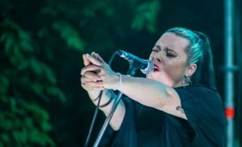 Villera VIP: la cantante y bailarina que nació en Soldati, estudió en la UNA y hoy sostien | Música