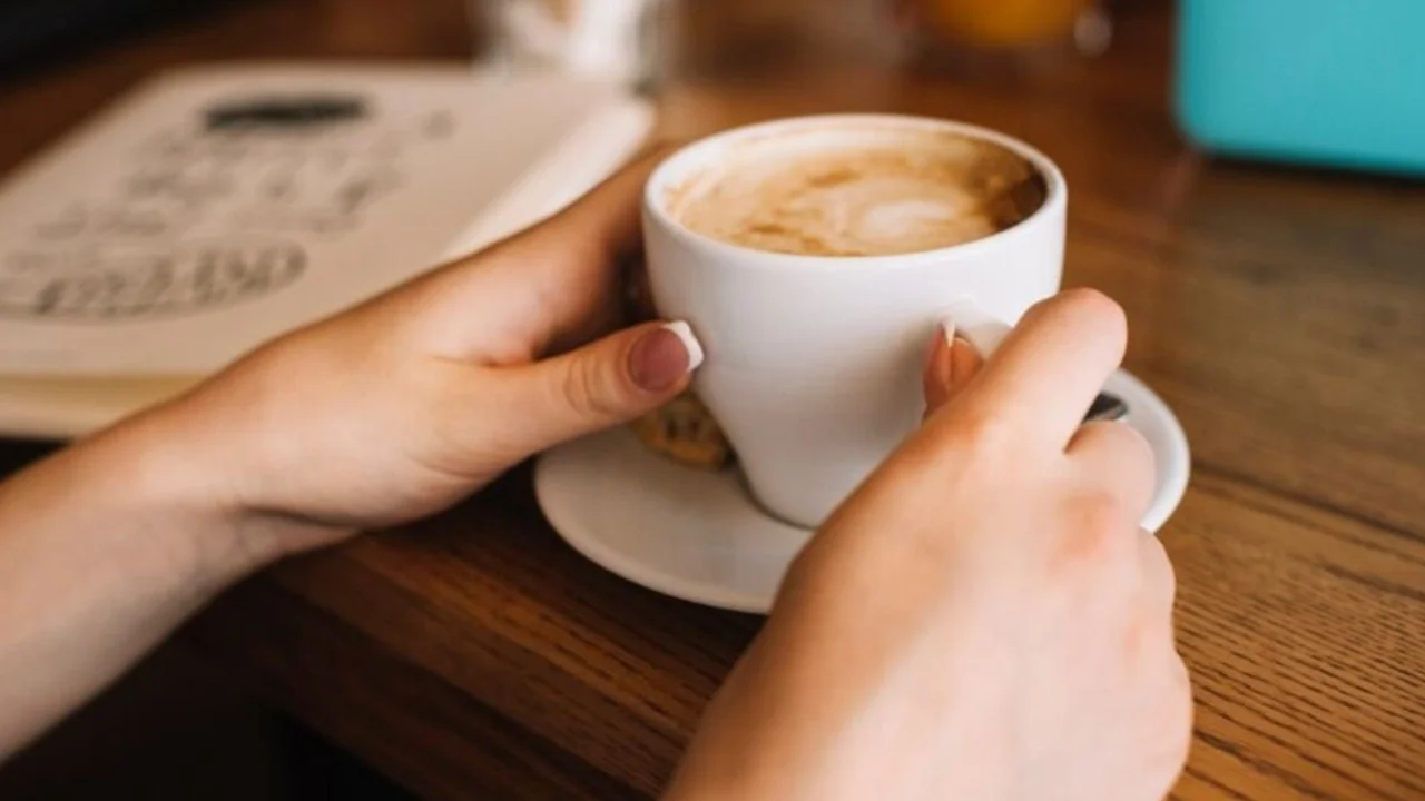 café
