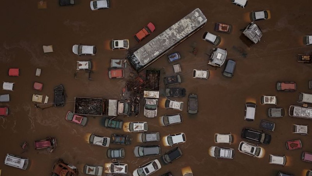 Cambio climático duplica probabilidad de inundaciones devastadoras en Brasil, según científicos