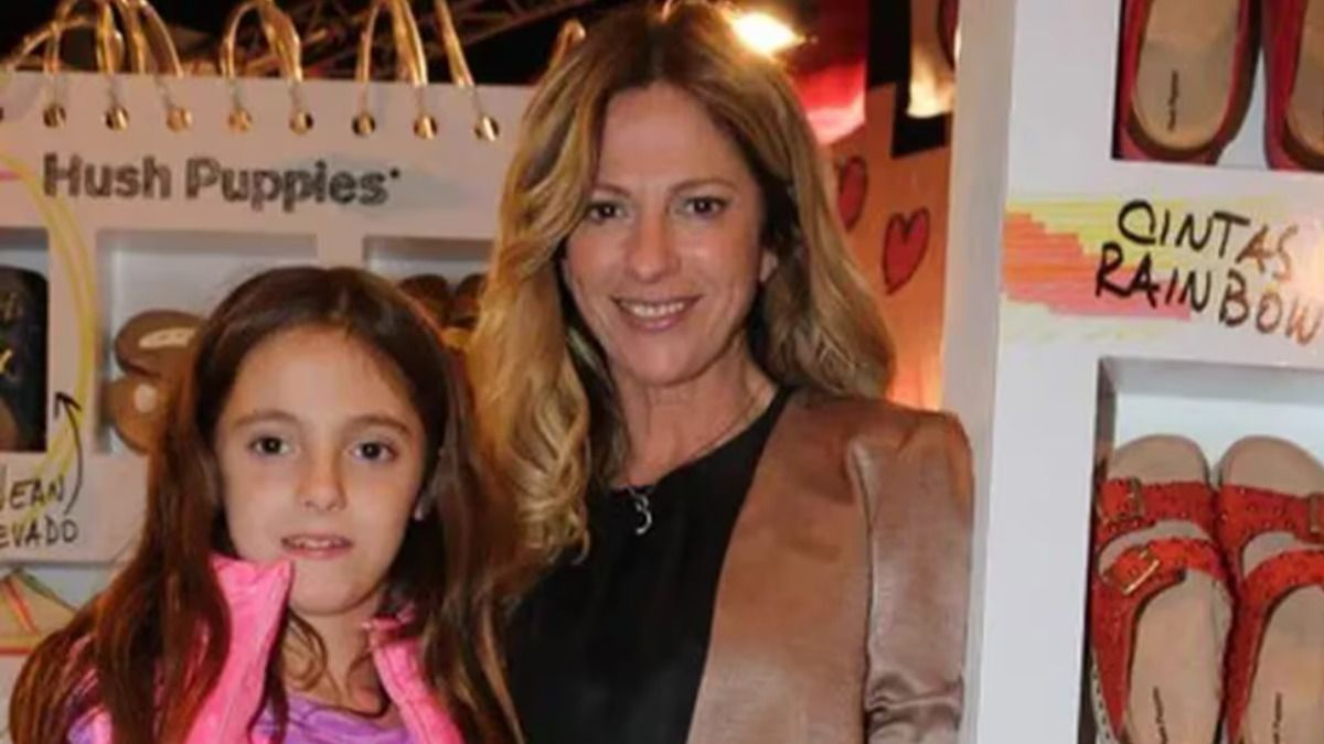 Es otra persona: así creció Antonia, la hija influencer de Claudia 