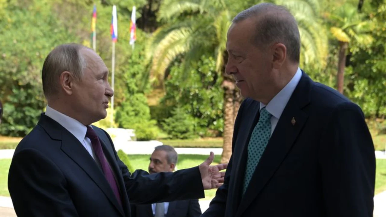 El Kremlin celebra el deseo de Turquía de unirse a los BRICS
