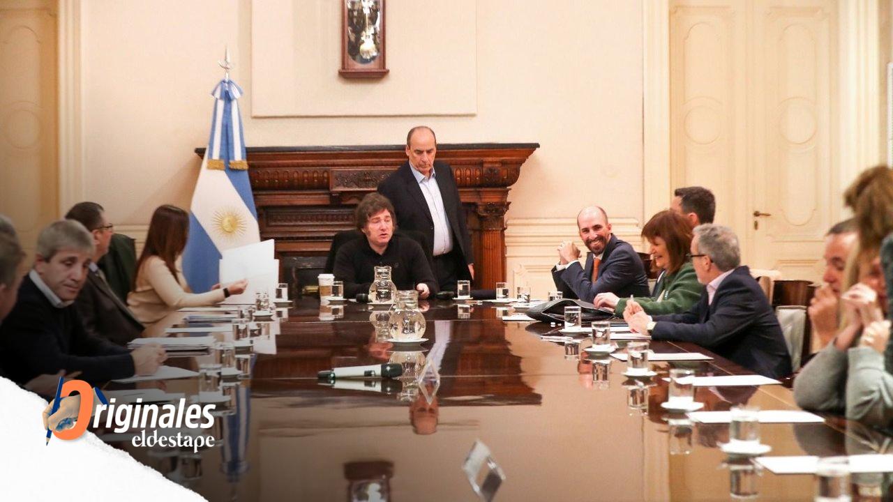 Fastidio en el Gabinete contra Milei: ministros se quejan por "bajos sueldos"