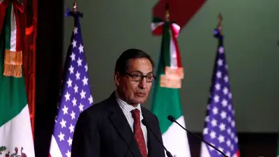 Secretario Hacienda México dice se buscará disciplina financiera y reducción deuda, tras desplome mercados Secretario Hacienda México dice se buscará disciplina financiera y reducción deuda, tras desplome mercados
