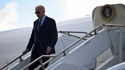 Biden aterriza en Francia para el aniversario del Día D y pronunciará un discurso sobre la democracia Biden aterriza en Francia para el aniversario del Día D y pronunciará un discurso sobre la democracia