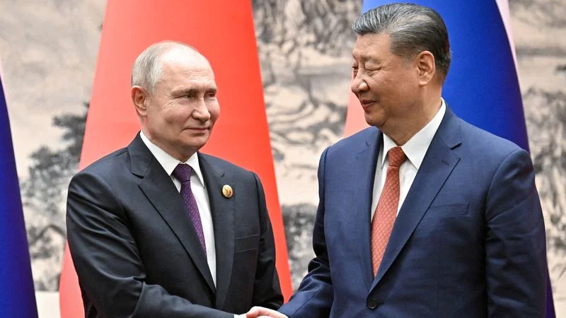 Kremlin dice que EEUU chantajea a China amenazando con sanciones por las exportaciones a Rusia