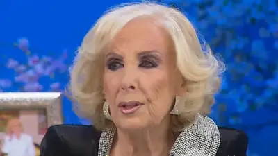 Qué dijo Mirtha Legrand sobre su salud en el día de su cumpleaños. Cuántos años cumplió Mirtha Legrand. Qué le pasó a Mirtha Legrand. Qué dijo Mirtha Legrand sobre su salud en el día de su cumpleaños. Cuántos años cumplió Mirtha Legrand. Qué le pasó a Mirtha Legrand.