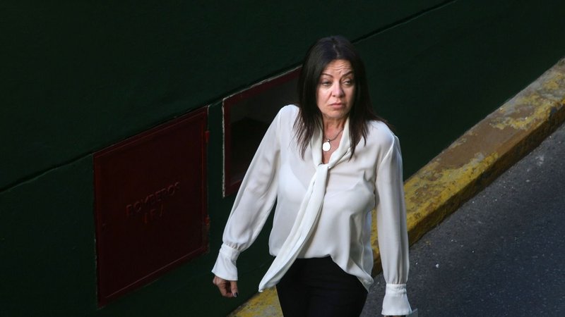 Con miles de despidos, el Gobierno desmantela áreas de género, trata y derechos humanos