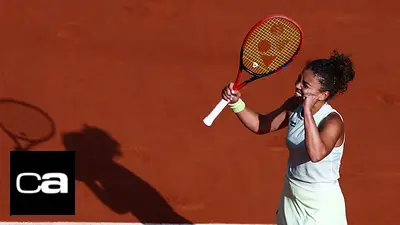 Swiatek arrolla a Gauff y alcanza su tercera final consecutiva en el Abierto de Francia Swiatek arrolla a Gauff y alcanza su tercera final consecutiva en el Abierto de Francia