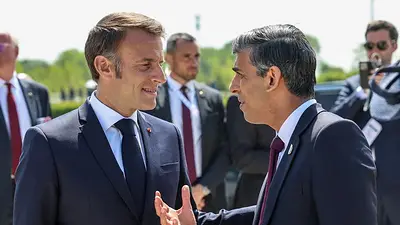 En golpe a la campaña electoral, Sunak se disculpa por abandonar antes de tiempo los actos del Día D En golpe a la campaña electoral, Sunak se disculpa por abandonar antes de tiempo los actos del Día D