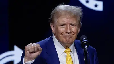 Trump se presenta como "criptopresidente" en un acto de recaudación de fondos en San Francisco Trump se presenta como "criptopresidente" en un acto de recaudación de fondos en San Francisco