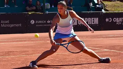 La tenista riojana Jazmín Ortenzi arrasa en el W35 de Brasil con triunfos contundentes en singles y dobles: los detalles La tenista riojana Jazmín Ortenzi arrasa en el W35 de Brasil con triunfos contundentes en singles y dobles: los detalles