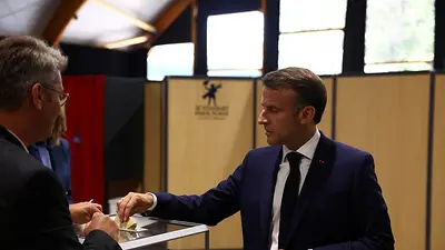 El partido de Le Pen se impondría al de Macron en las elecciones europeas, según los sondeos El partido de Le Pen se impondría al de Macron en las elecciones europeas, según los sondeos