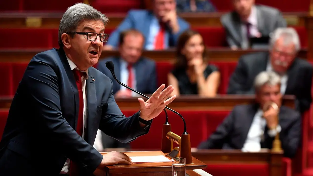 La izquierda francesa avanza hacia una alianza para las elecciones anticipadas