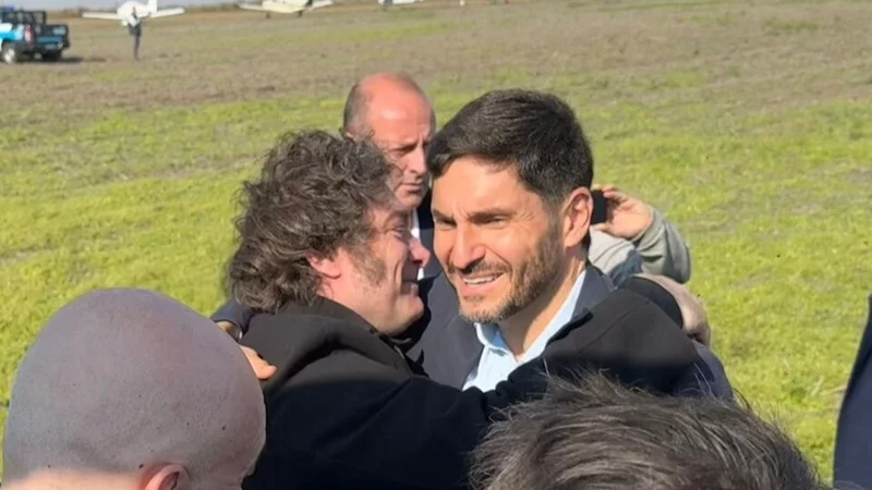 Sorpresivo giro de Pullaro contra Milei: "Le cuesta mucho la gestión pública"