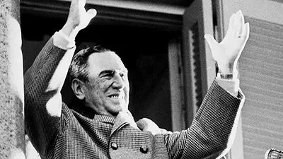 Fotografía de Juan Domingo Perón durante su último discurso Fotografía de Juan Domingo Perón durante su último discurso
