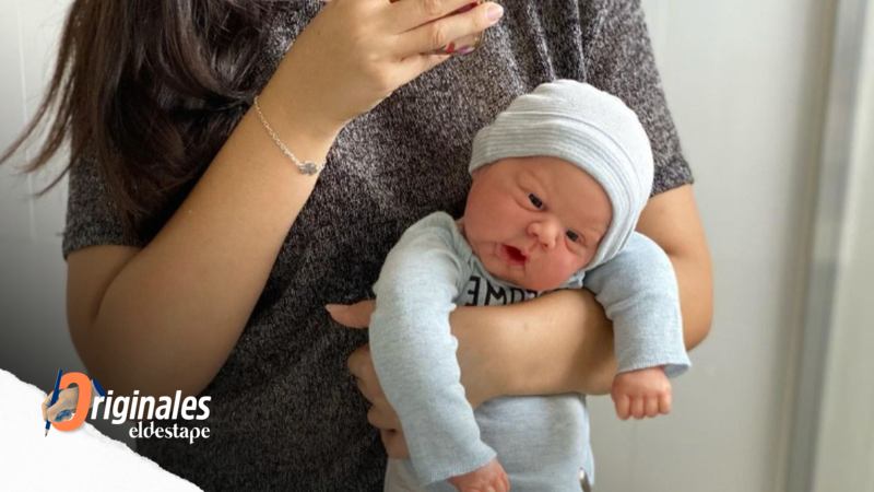 Parecen reales, pero no lo son: cuál es el límite de los bebés reborn, la creación hiperrealista de recién nacidos 