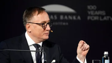 Kazaks, del BCE, respalda las apuestas del mercado sobre recortes si se mantienen los datos