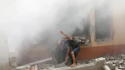 Brazo armado de Hamás afirma que un ataque aéreo israelí dejó dos rehenes muertos en Rafah Brazo armado de Hamás afirma que un ataque aéreo israelí dejó dos rehenes muertos en Rafah