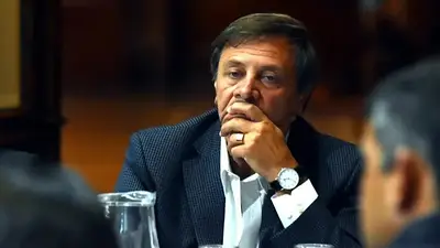 Zago confirmó que Crexell irá a la Unesco y que fue parte de un "arreglo" Zago confirmó que Crexell irá a la Unesco y que fue parte de un "arreglo"