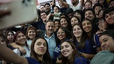 Quintela se refirió al futuro del peronismo: "Las nuevas generaciones tienen que ser protagonistas" Quintela se refirió al futuro del peronismo: "Las nuevas generaciones tienen que ser protagonistas"