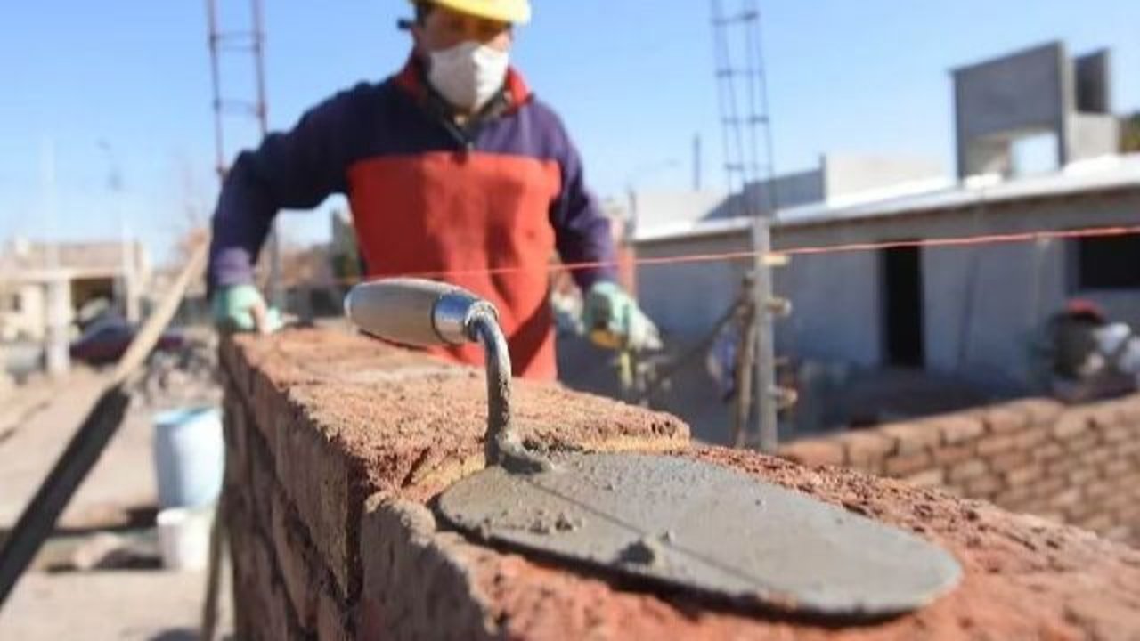 La Rioja: leve repunte del salario de los trabajadores de la construcción