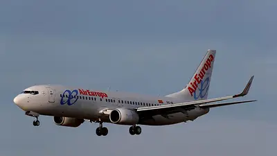 La UE examina la capacidad de los competidores para hacerse con las rutas de Air Europa, según fuentes La UE examina la capacidad de los competidores para hacerse con las rutas de Air Europa, según fuentes