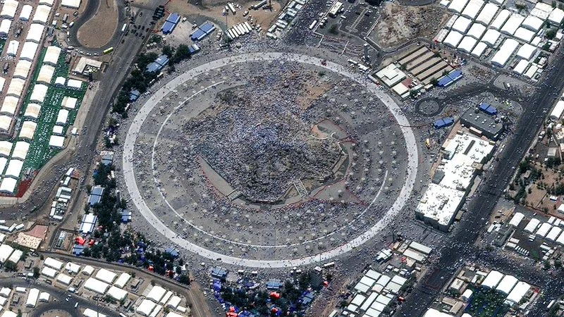 Los peregrinos del Hajj sufren bajo temperaturas abrasadoras en Arabia Saudita