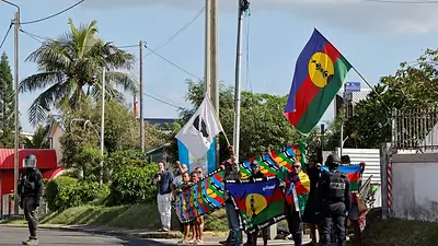 La policía detiene a un líder independentista de Nueva Caledonia La policía detiene a un líder independentista de Nueva Caledonia