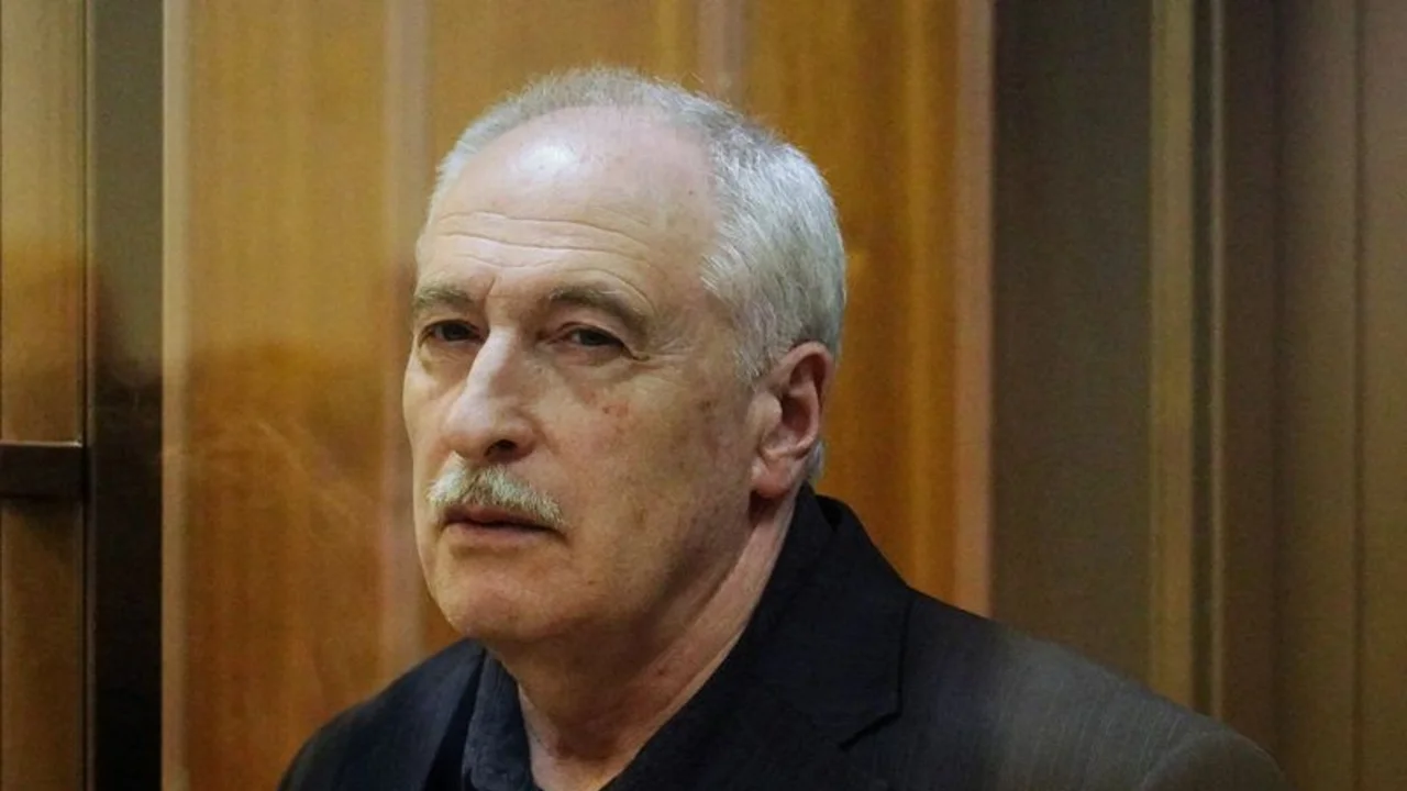 Tribunal ruso confirma sentencia de 12 años por traición a físico Golubkin