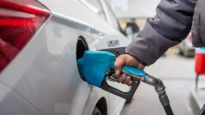 Nuevo aumento de los combustibles desde hoy: cuánto cuesta el litro de nafta y gasoil Nuevo aumento de los combustibles desde hoy: cuánto cuesta el litro de nafta y gasoil
